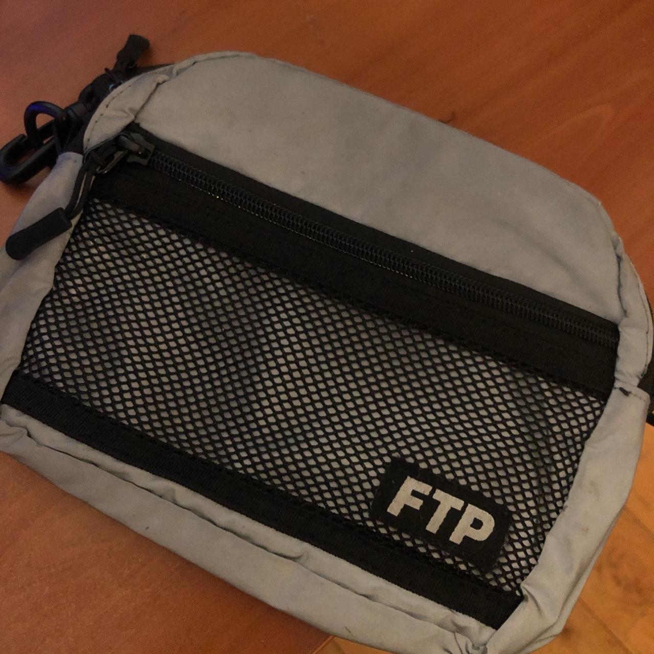 【直販直営】FTP REFLECTIVE SIDE BAG ショルダーバッグ