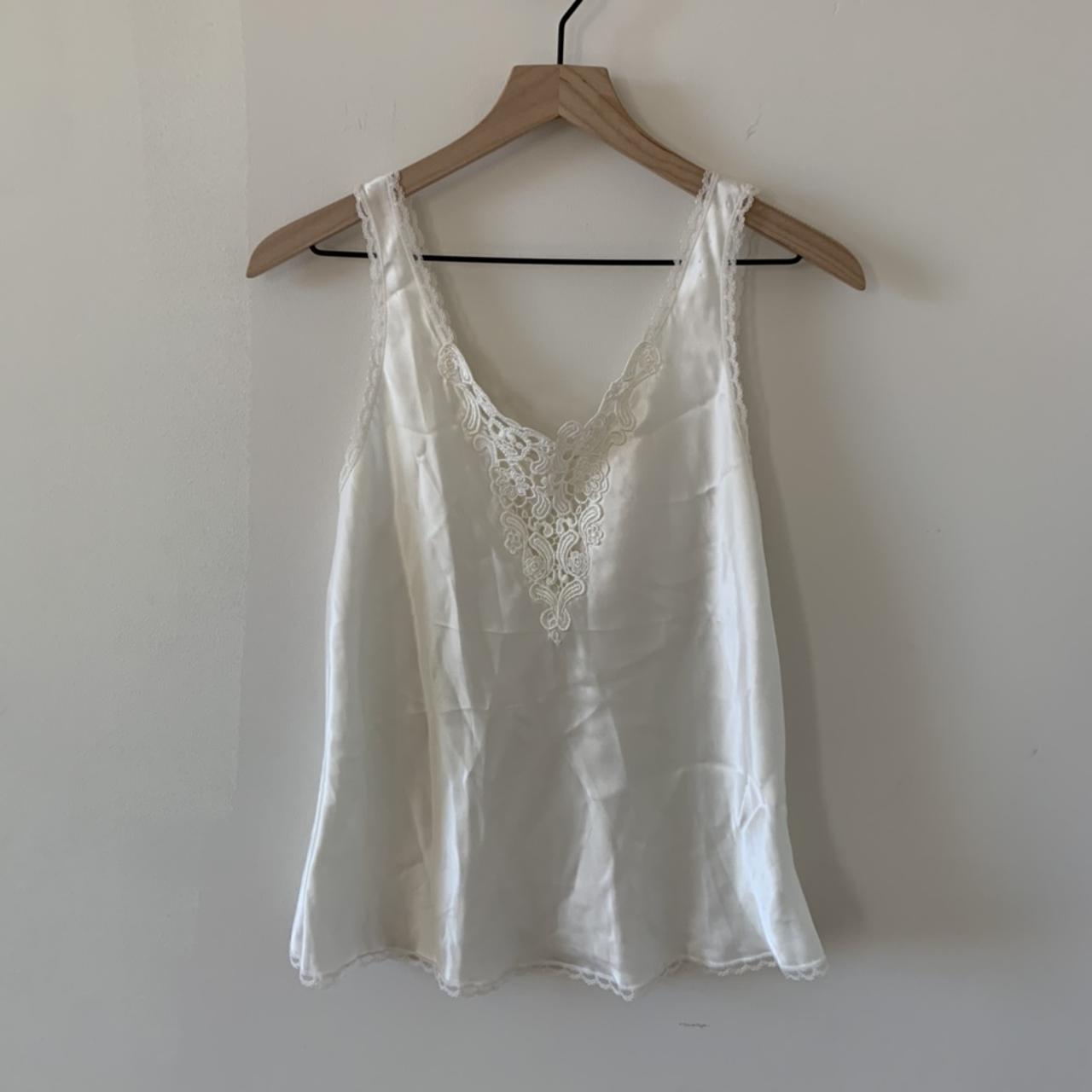 Women's White Vest | Depop