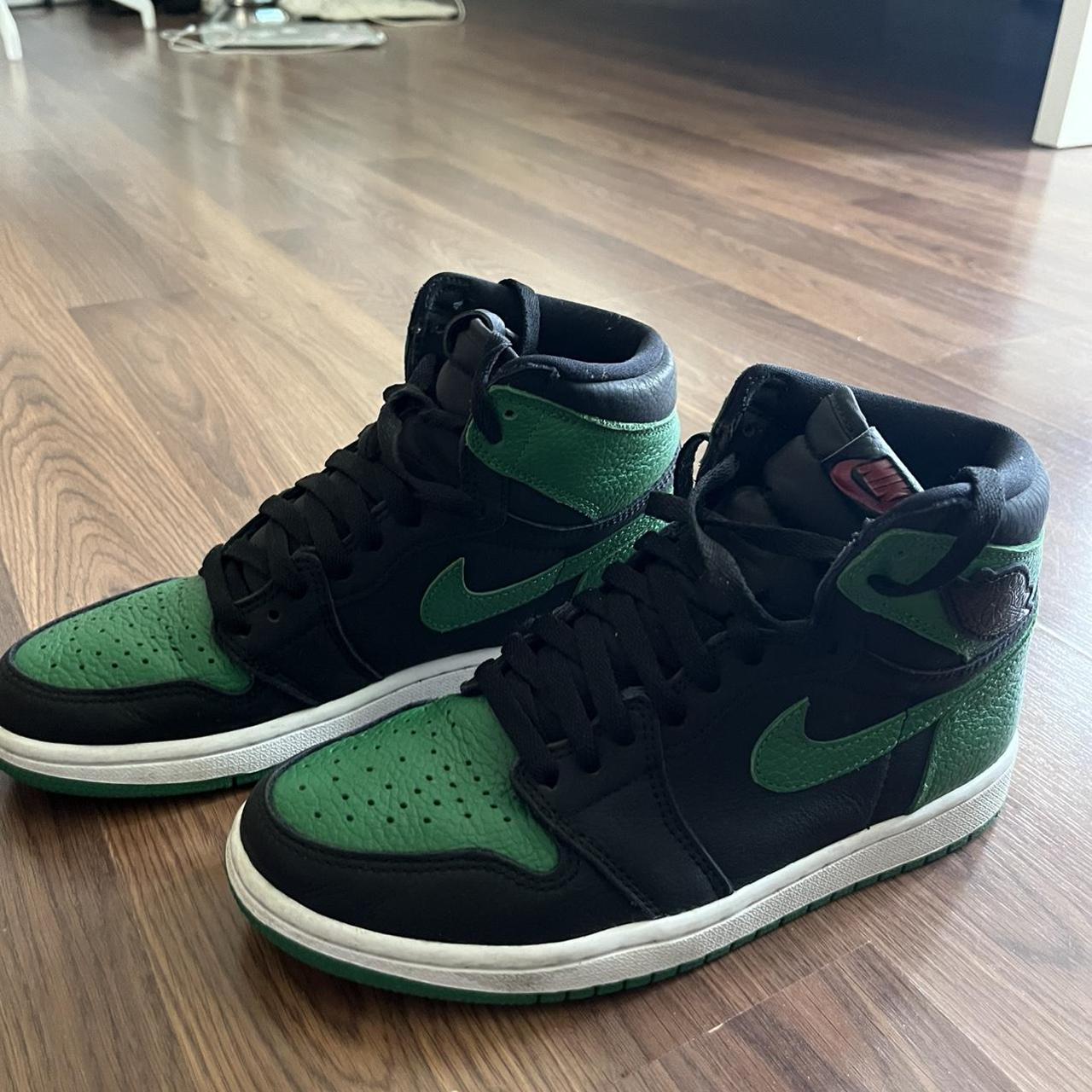pine green retro 1