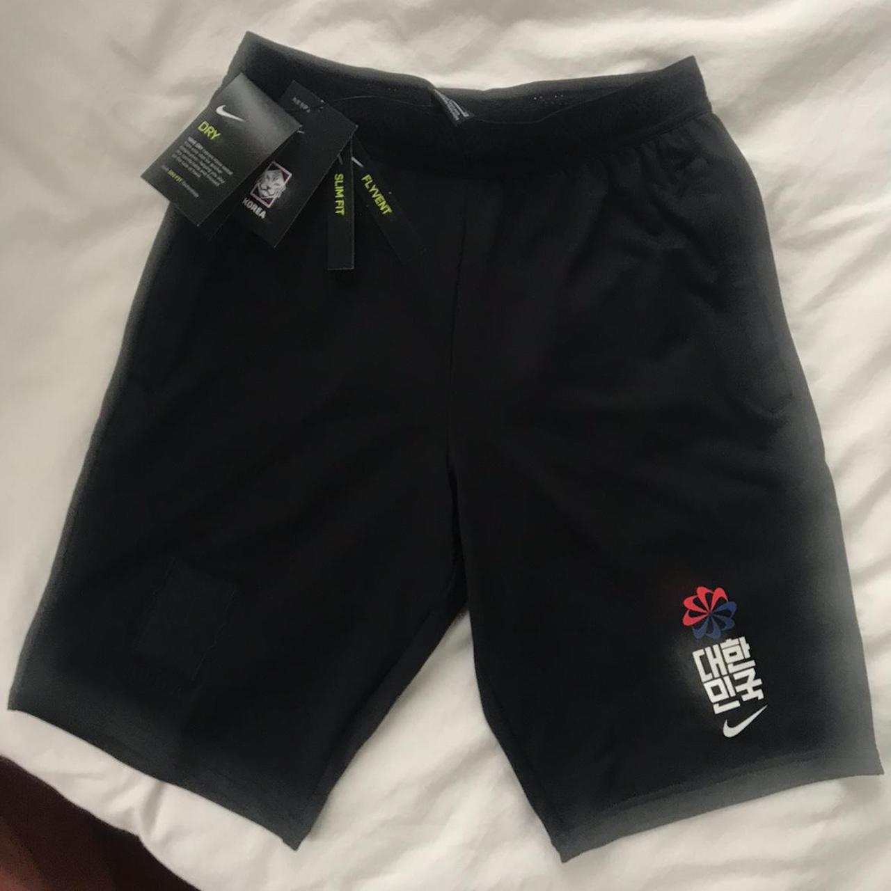 mens nike black football shorts