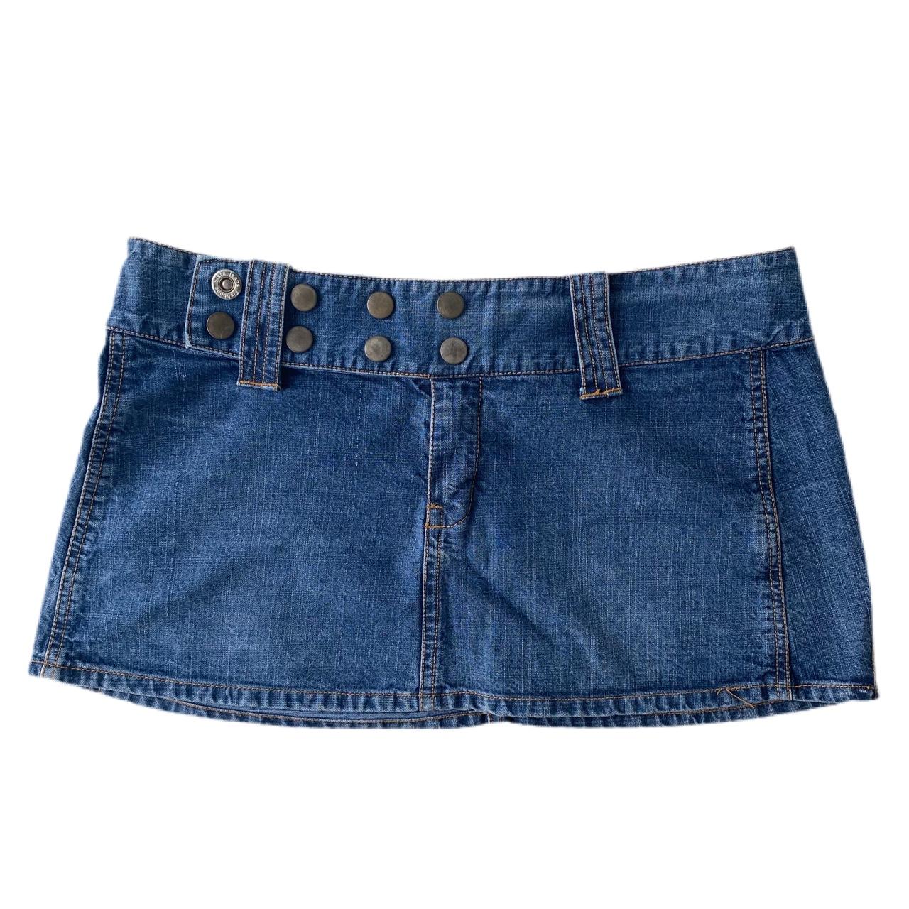 Vintage y2k FISHBONE🦋 blue denim mini skirt 💗 W:31... - Depop