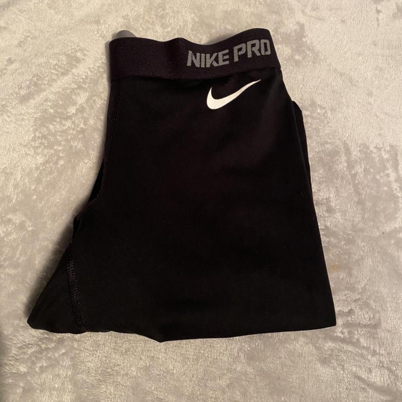 Small Nike pro leggings #nike #leggings