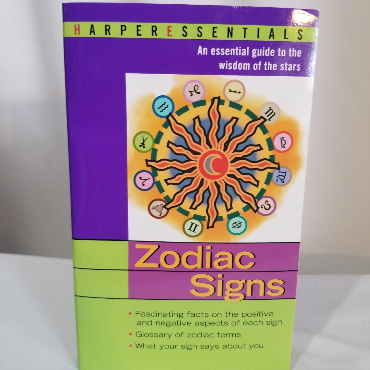 🌙☀️Zodiac sign book☀️🌙 ♈♉♊♋♌♍♎♏♐♑♒♓ Harper's Essential... Depop