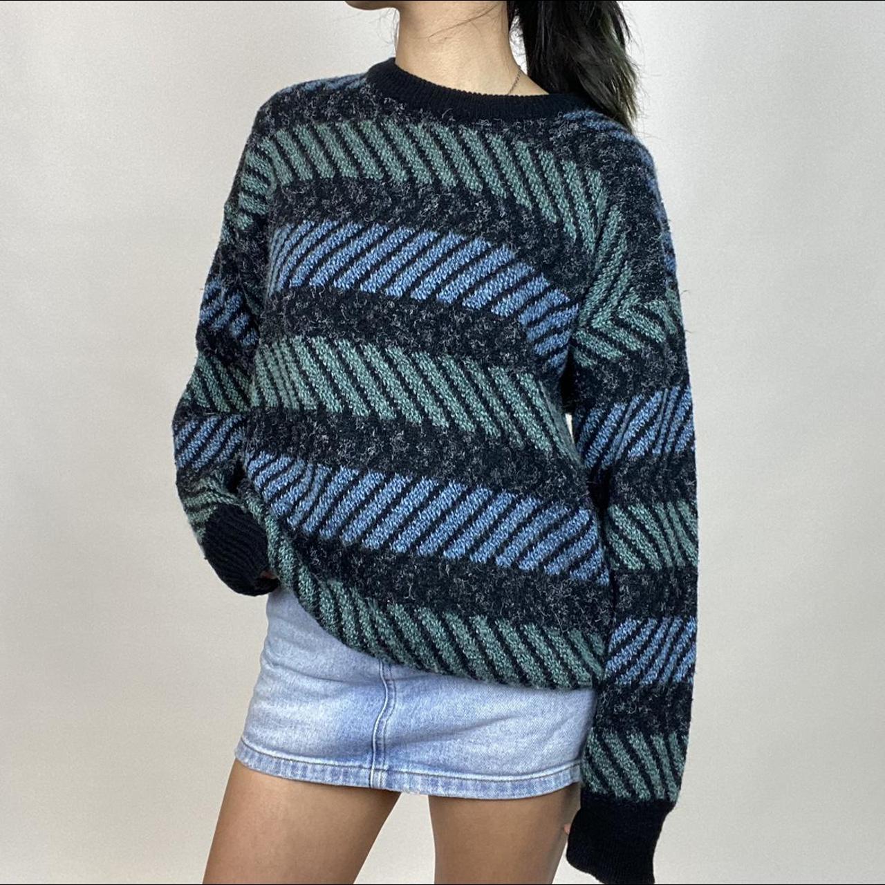 Vintage 90s grunge sweater Light tones of blue and Depop