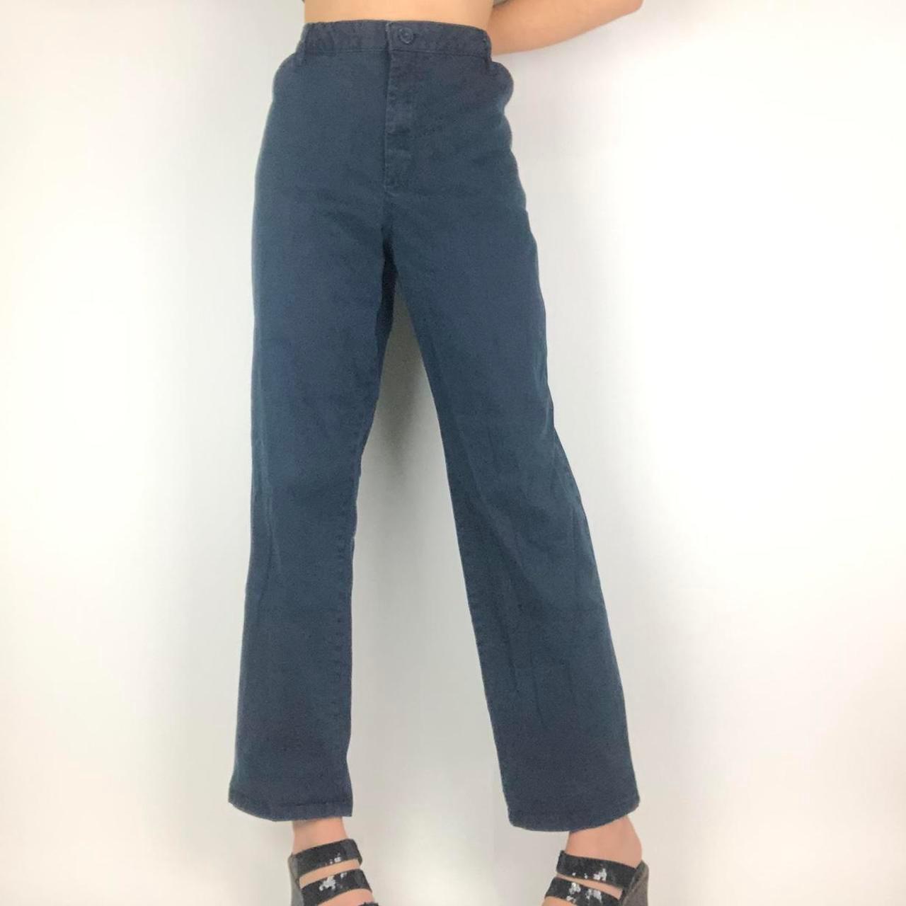 High waisted navy blue Lee pants Navy blue pants by... - Depop