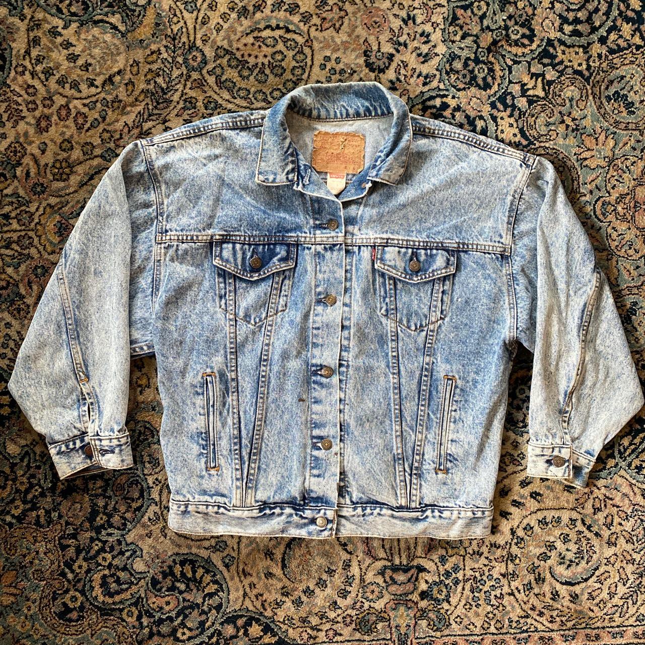 Levi's Women's Jacket | Depop