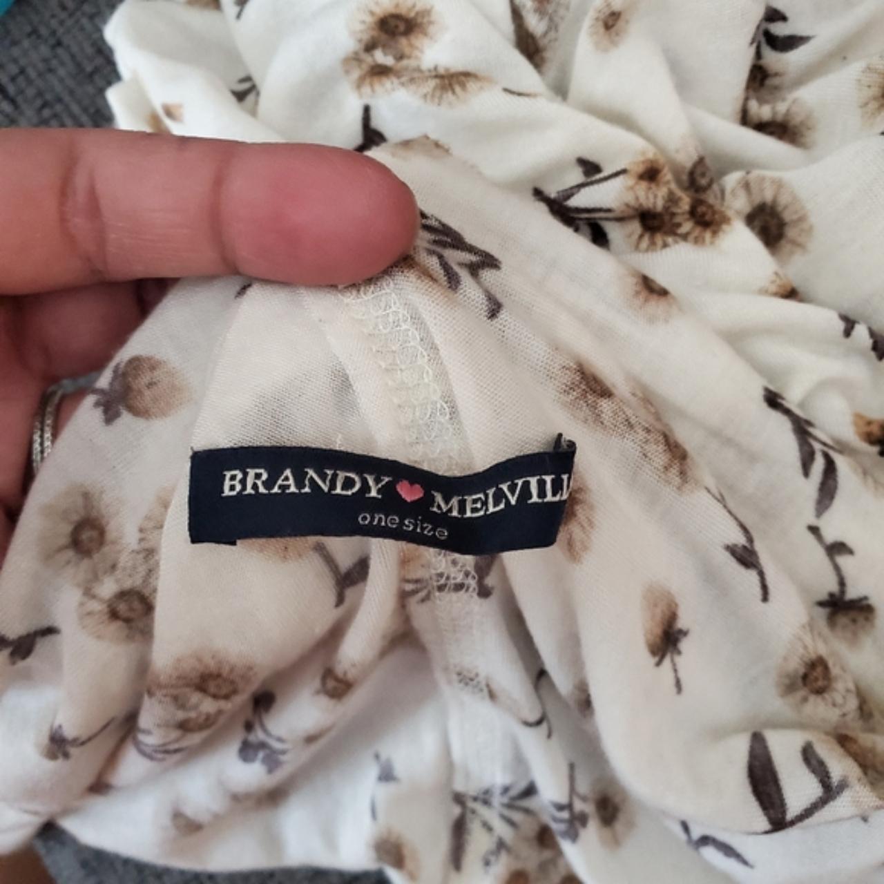 Brandy Melville Women's Cream Scarf-wraps (3)