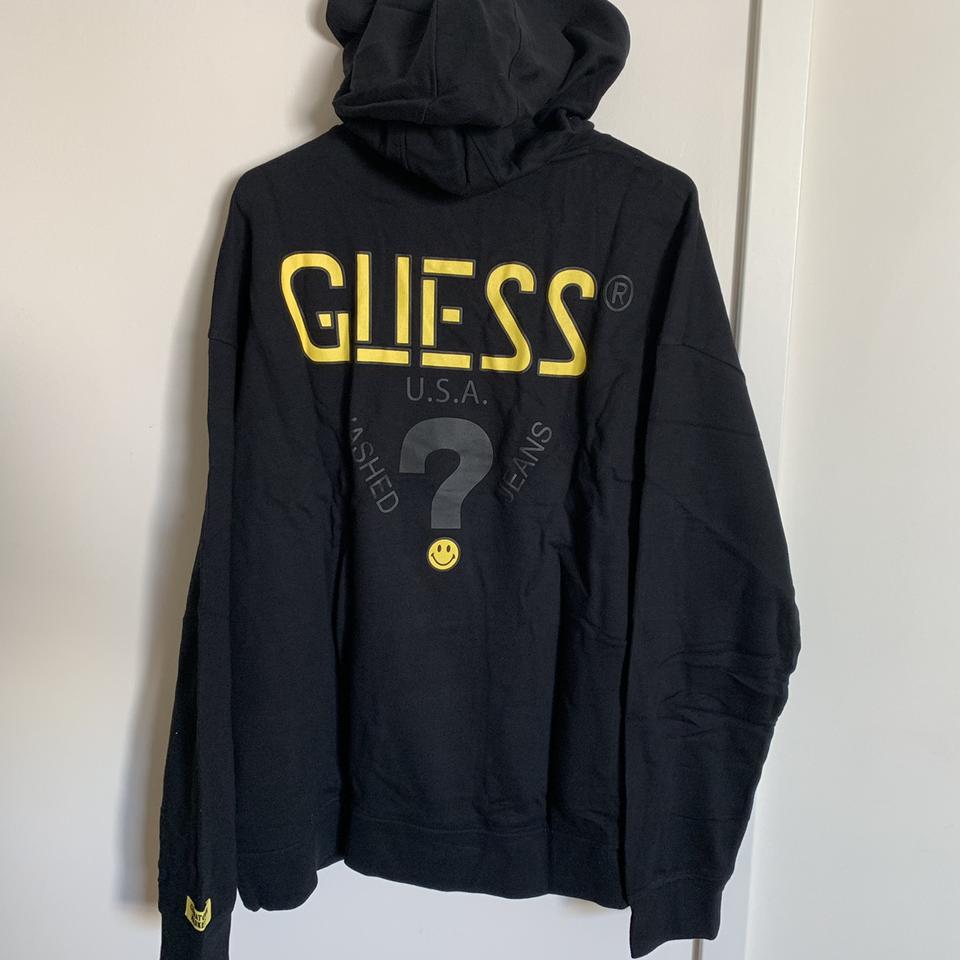 Guess x chinatown market hotsell x smiley hoodie sweatshirt