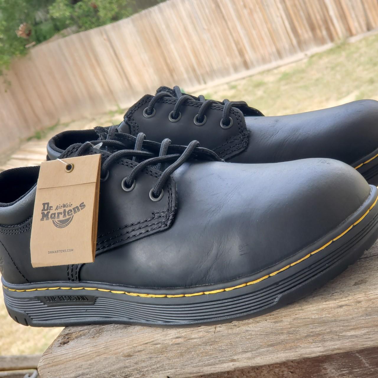 Doc martens on sale non slip shoes