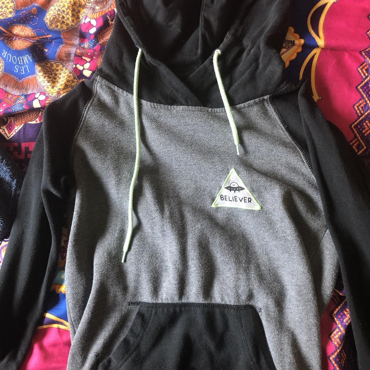 Alien hoodie online zumiez