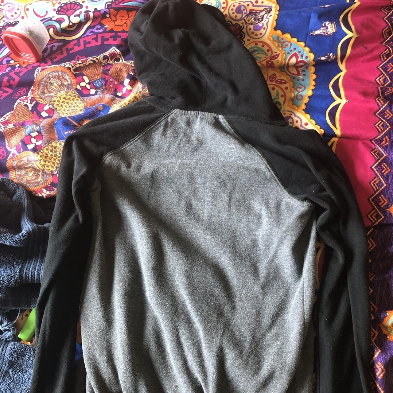 Alien discount hoodie zumiez