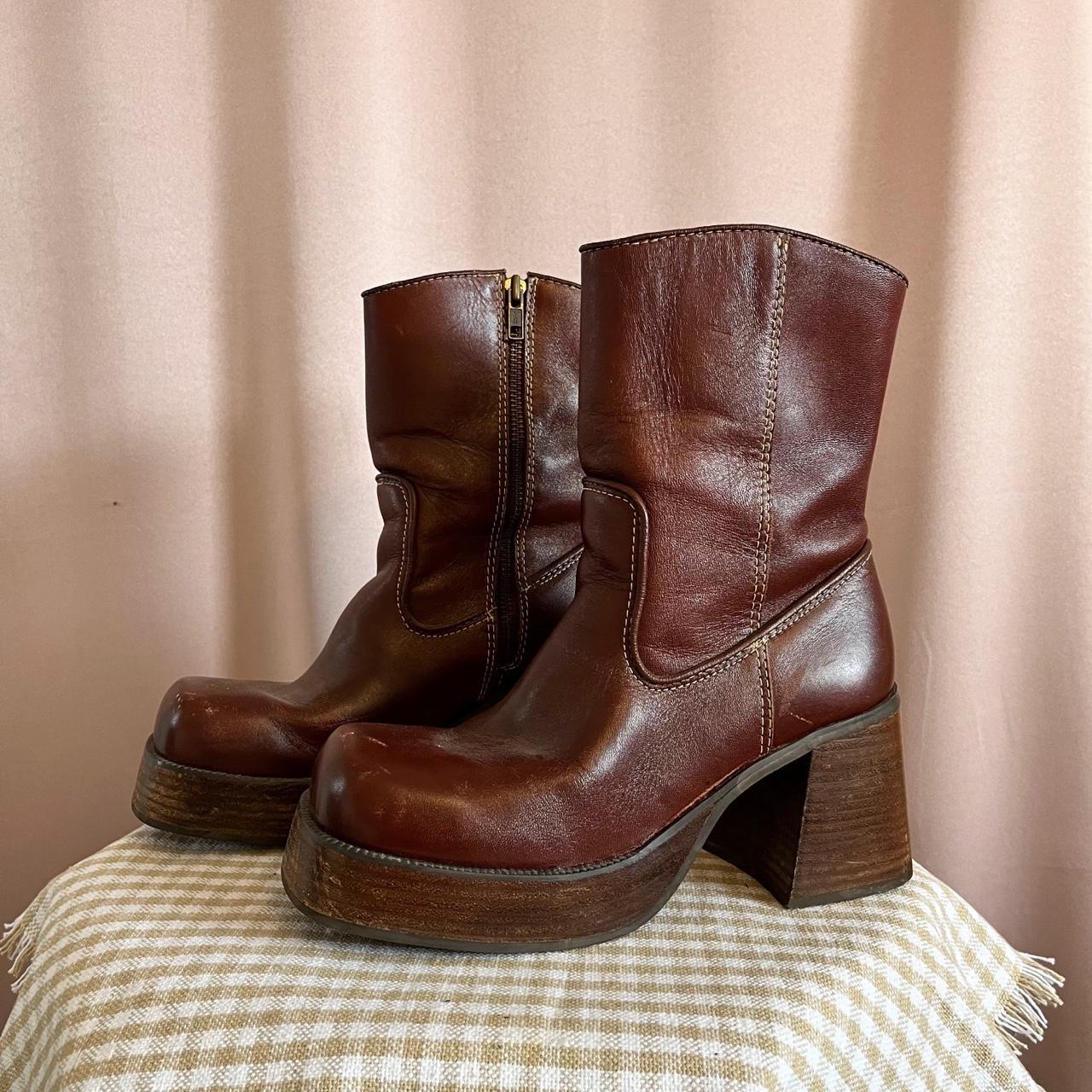 90's chunky platform boots