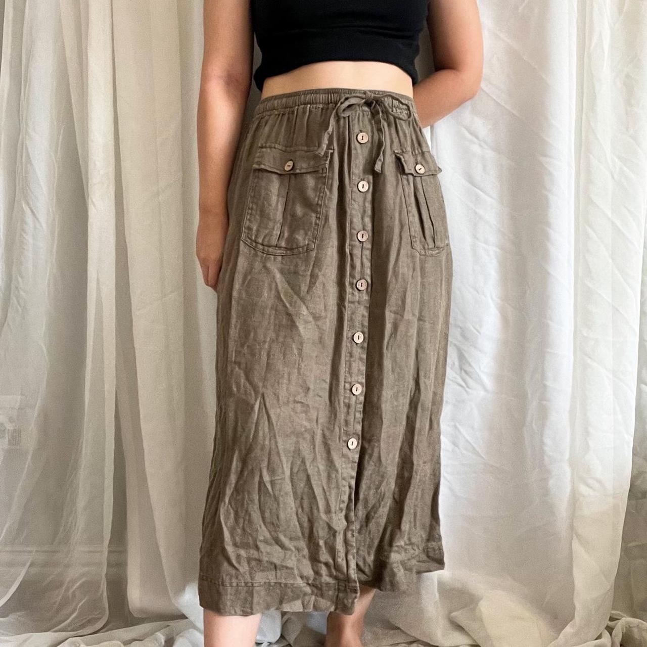 Linen army green cargo style midi skirt Has a... - Depop