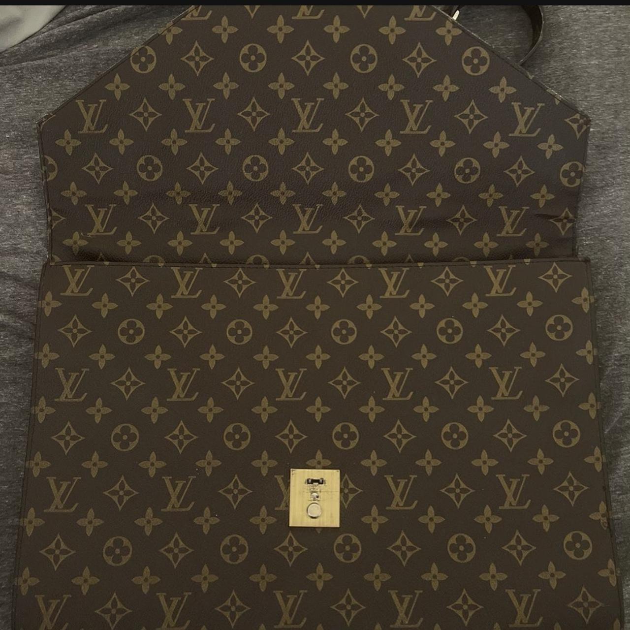 LV briefcase bag, Dm for price negotiations. #lv