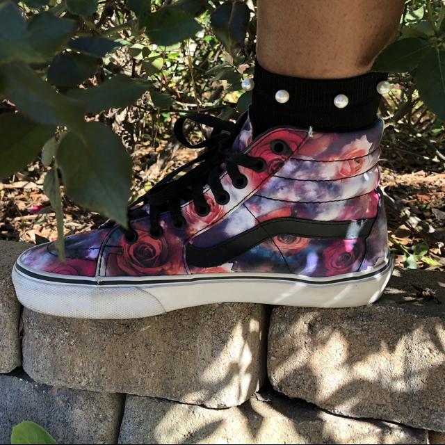 Vans Women s Size 8 Sk8 Hi Galaxy Rose Hi Top Depop