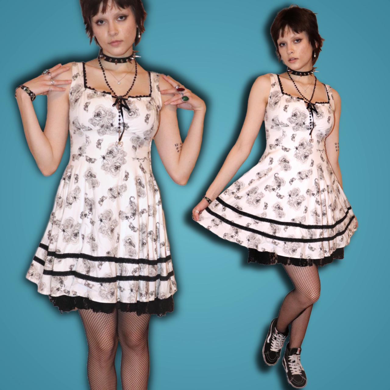 Product Image 1 - 🌹HOT TOPIC DRESS🌹
❤︎ you'll look