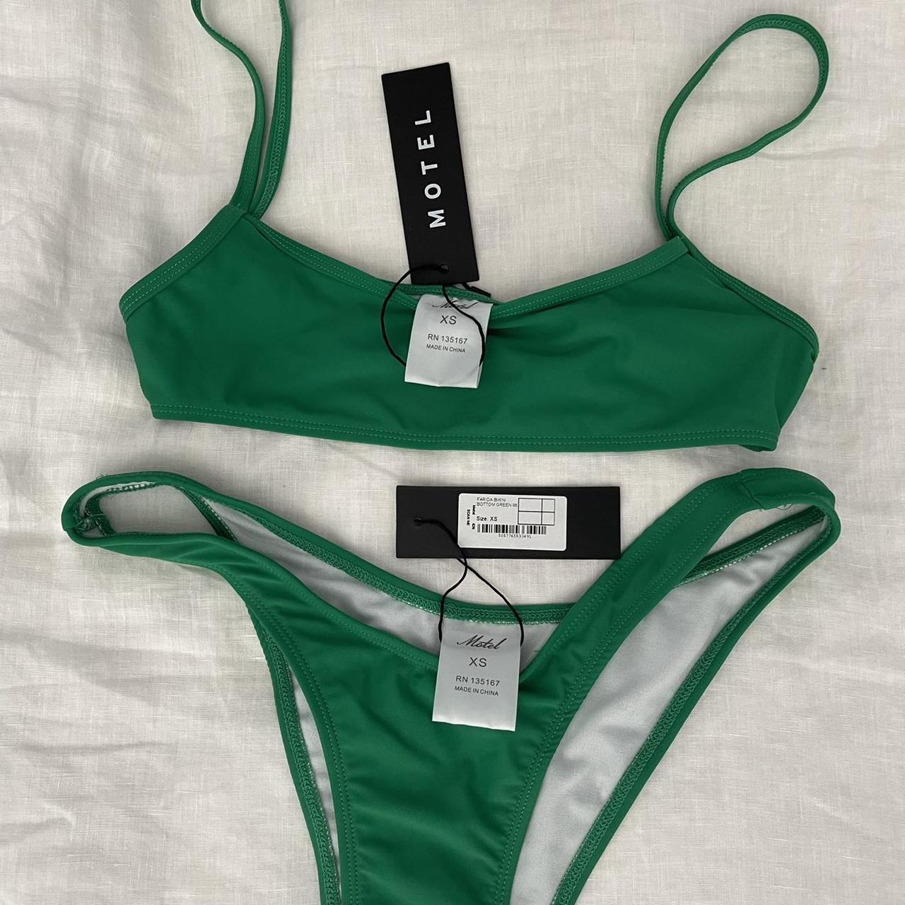 Women's Green Bikinis-and-tankini-sets | Depop