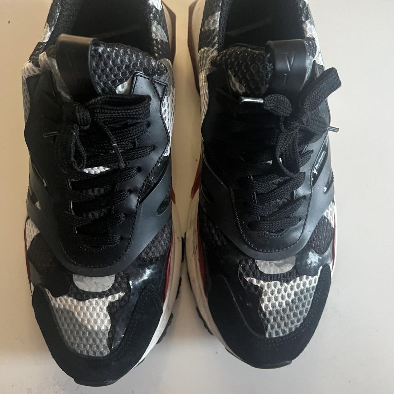 mens camo valentino trainers