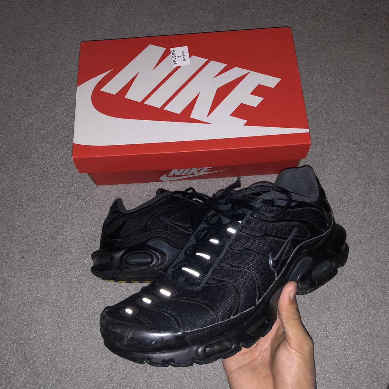 nike tn black size 10