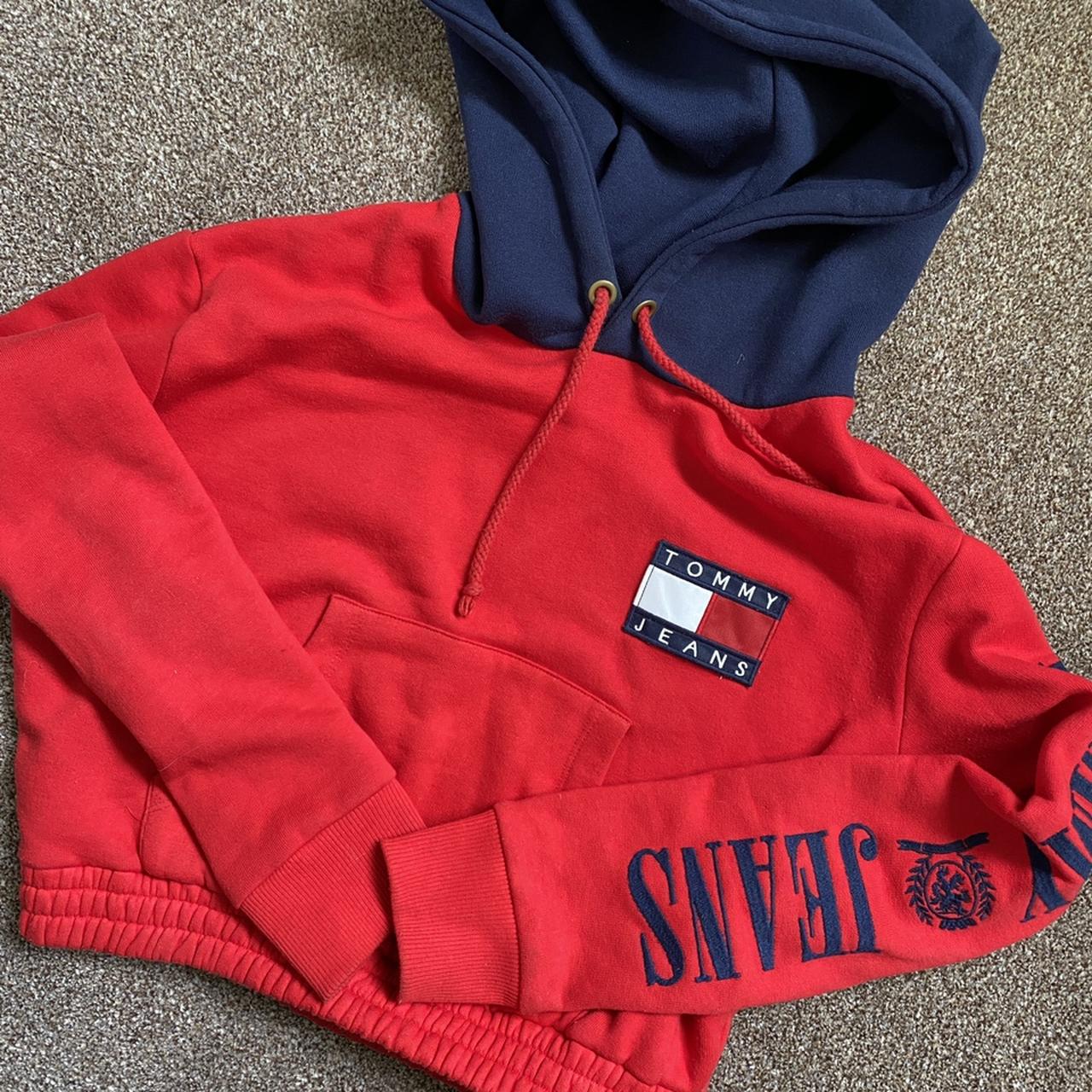 Tommy jeans 90s capsule contrast crop best sale hoodie