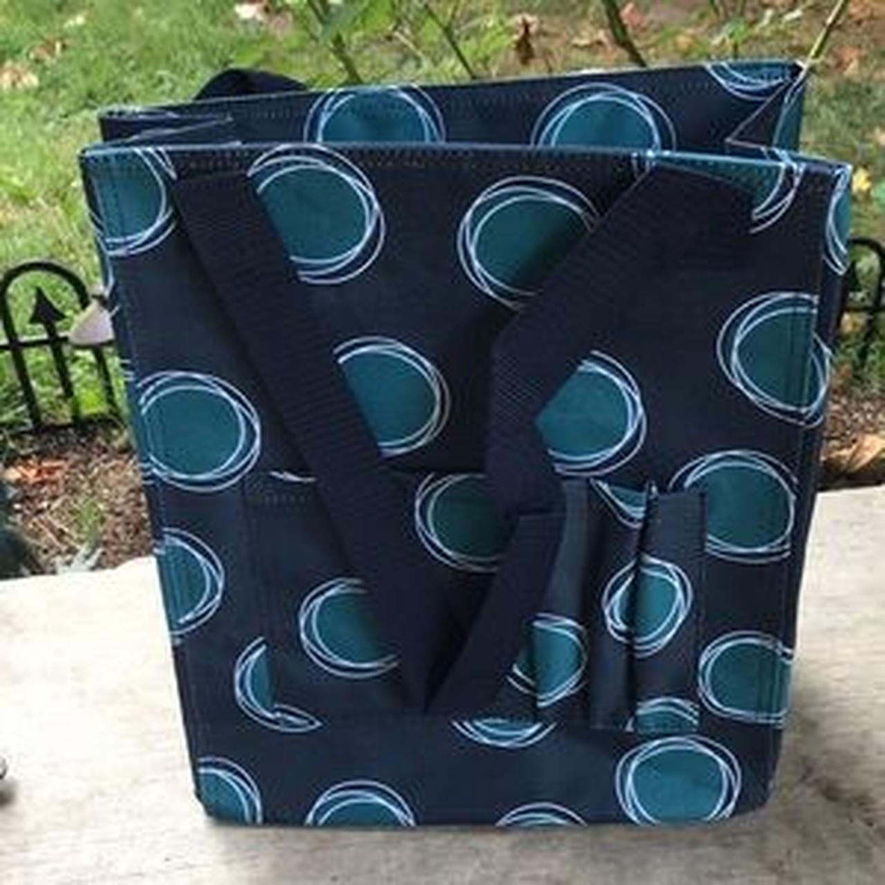 Thirty One All Day Organizing Tote In Sketchy Dot Purple Polka