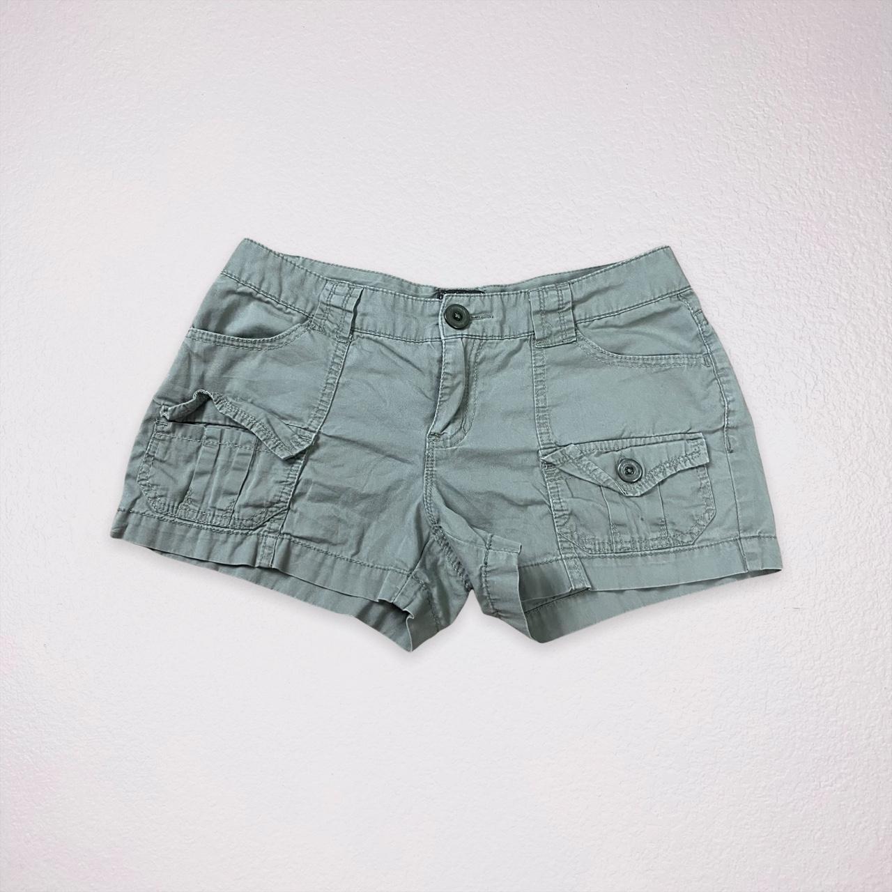 y2k cargo shorts