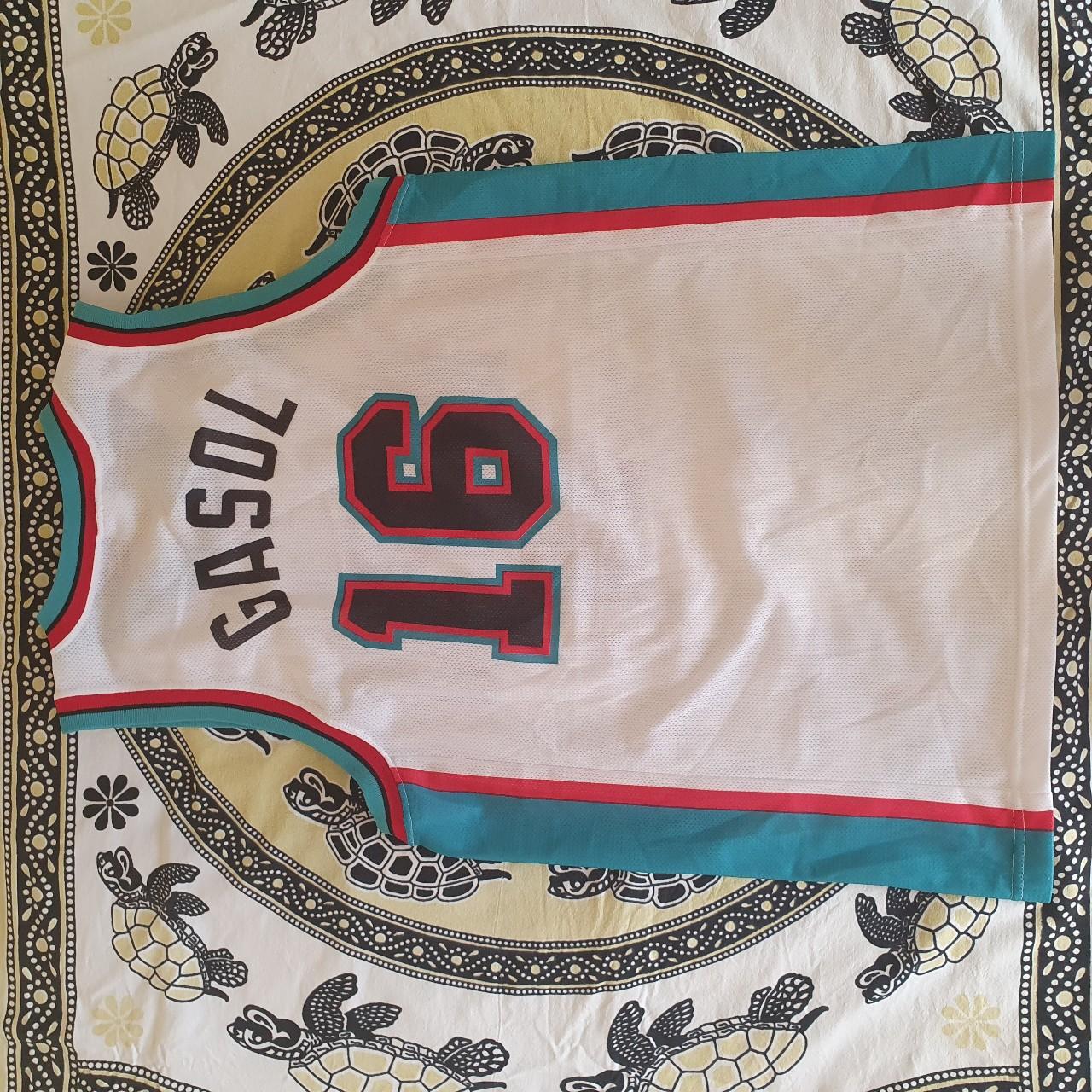 Deadstock Vintage Memphis Grizzlies Pau Gasol NBA - Depop