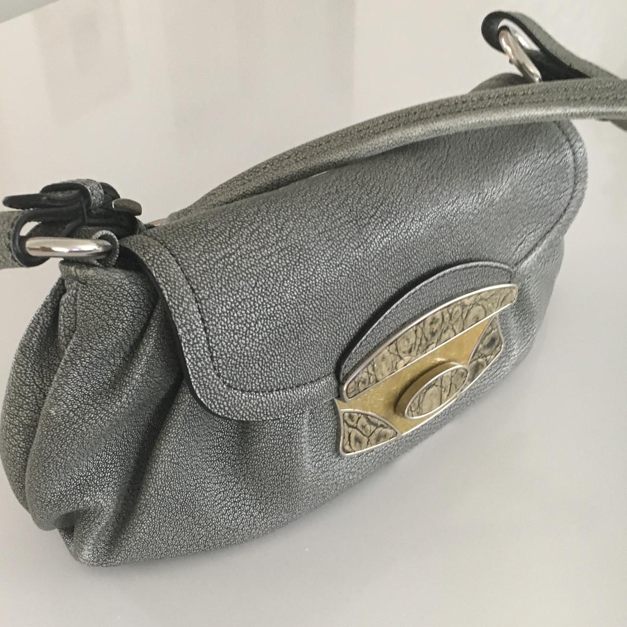 Borsa prada vintage da sera con chiusura smalto e... - Depop