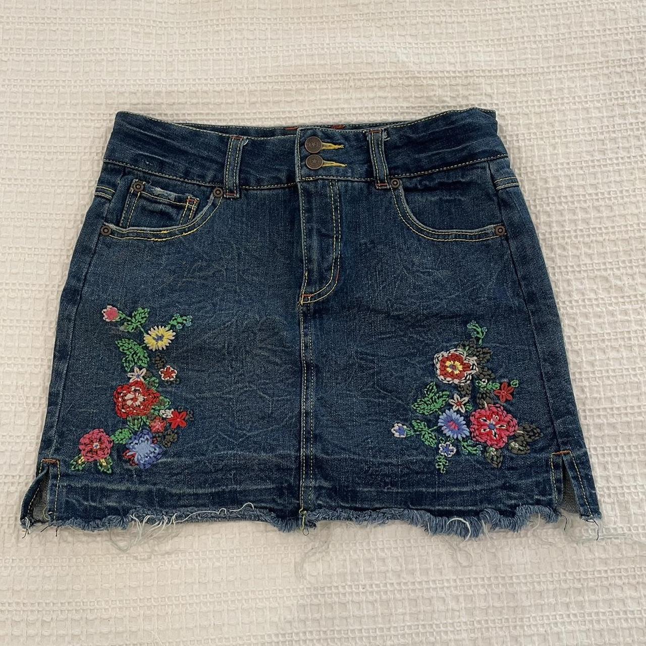 Double button denim mini skirt with floral... - Depop