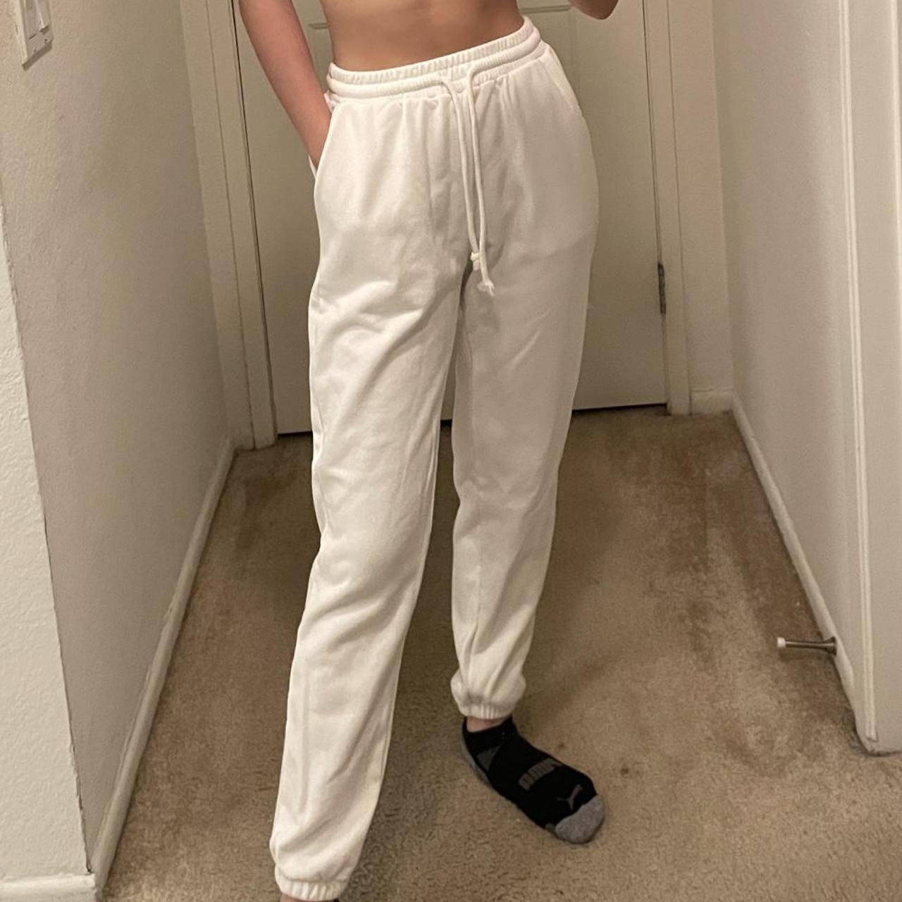 Brandy melville 2024 white joggers