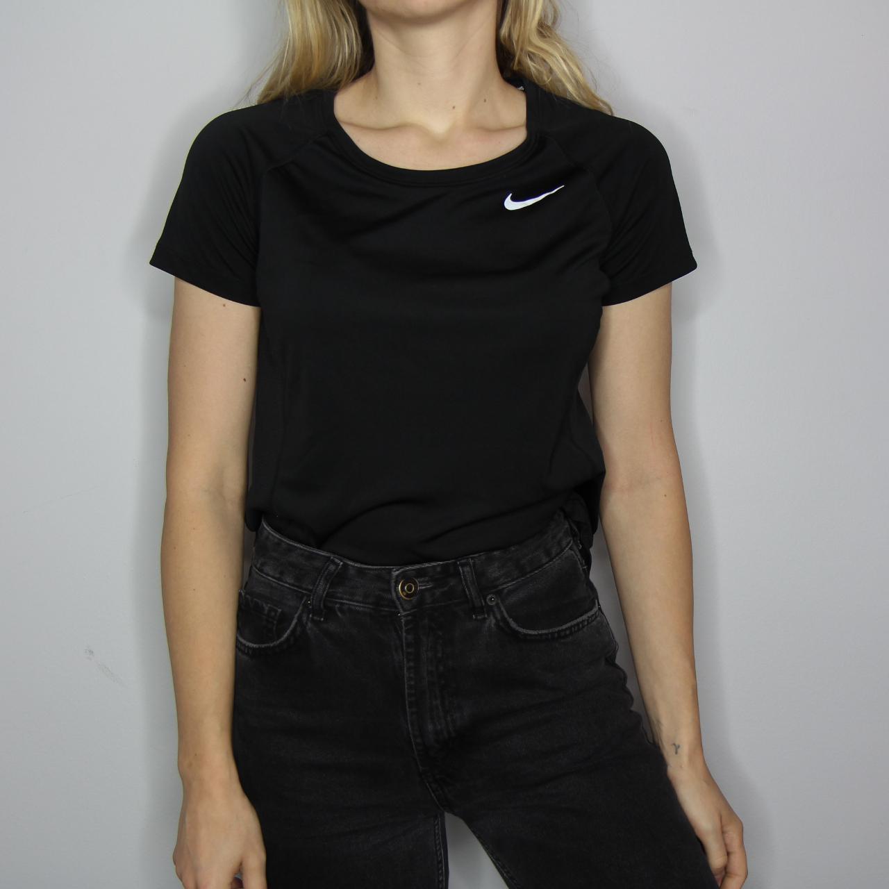 womens nike black shirt