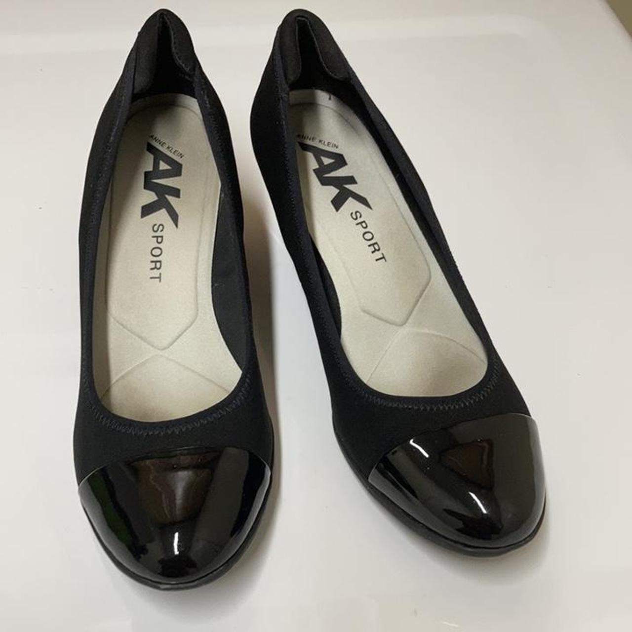 anne klein black wedges