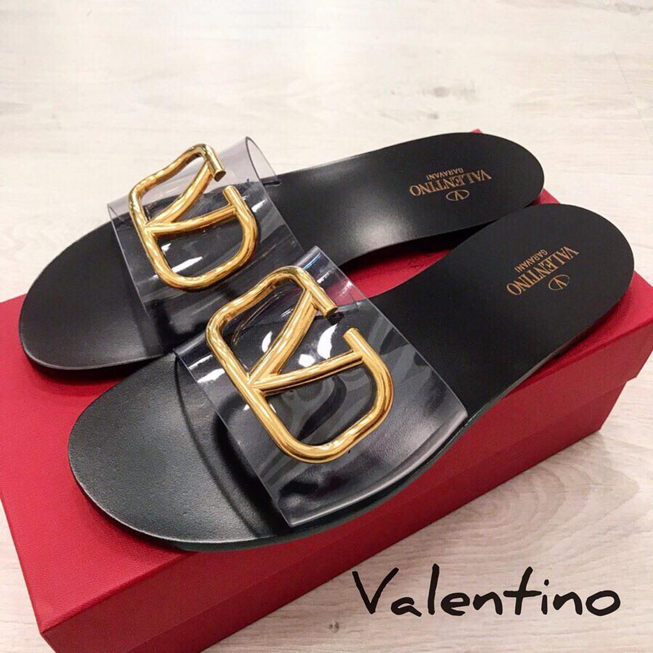 Valentino go clearance logo slides