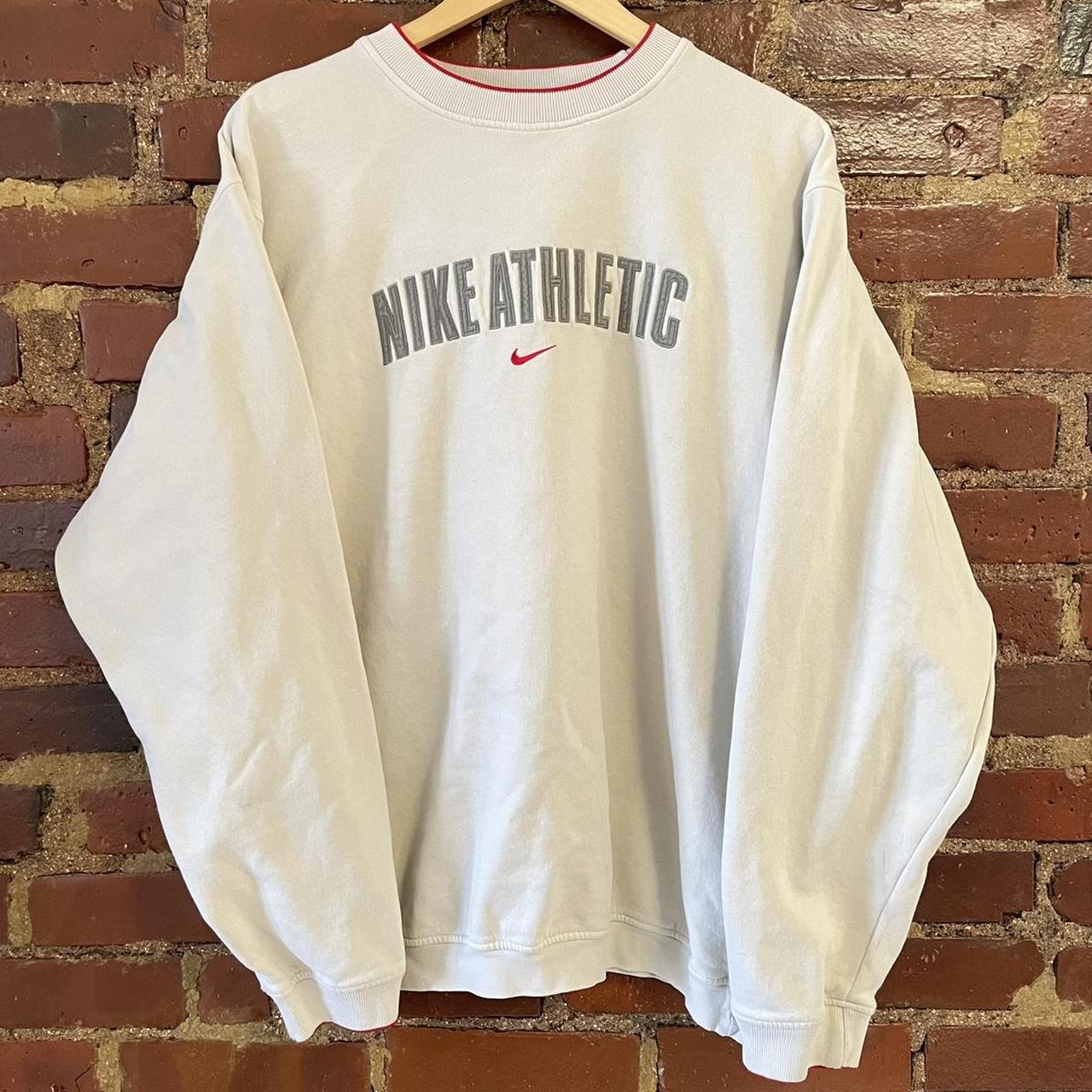 nike athletic crewneck