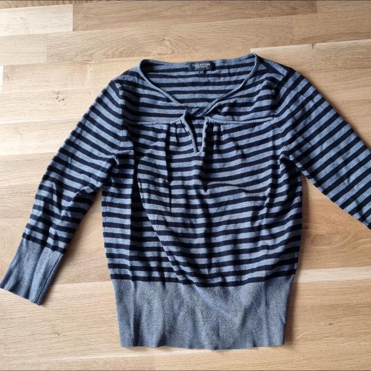 Debenhams Women's Tshirt Depop