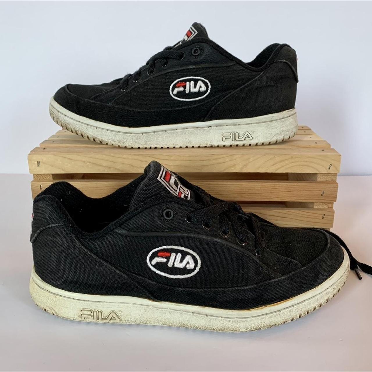 fila sneakers vintage