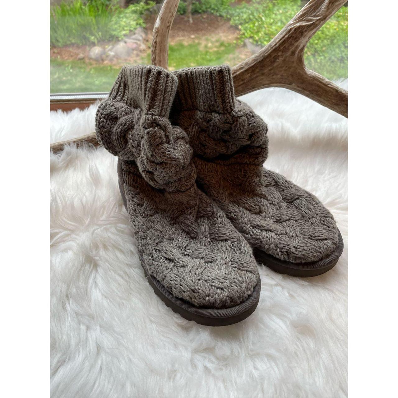 Cable knit ugg best sale boots