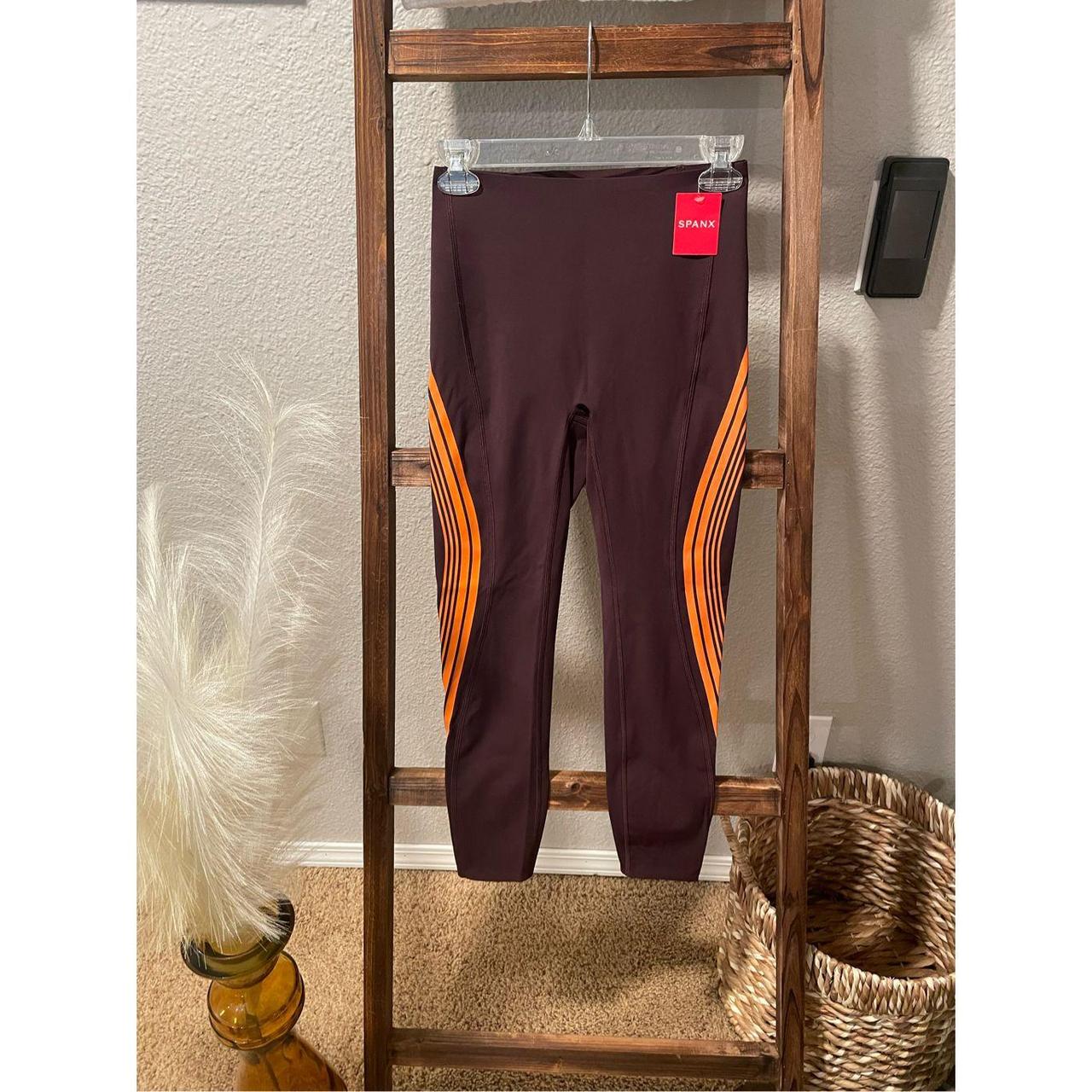 Spanx contour line 7/8 leggings maroon size XS - Athletic apparel
