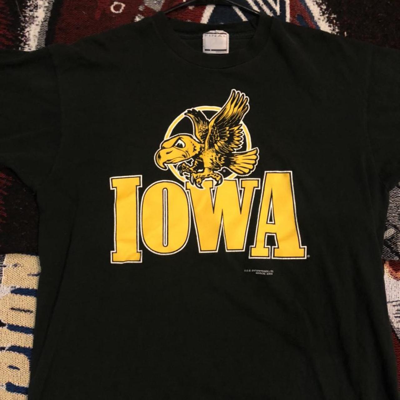 Iowa Hawkeyes Vintage Tshirt 90s Made in USA Single... - Depop