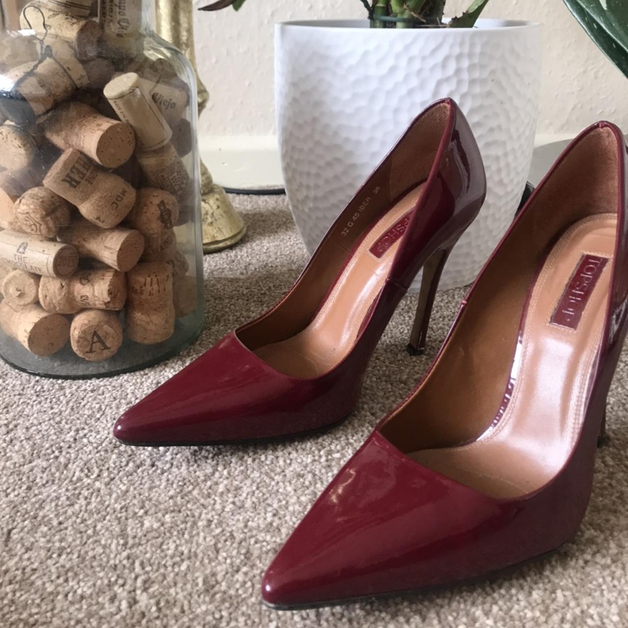 Red 2 inch store heels