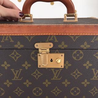 Louis Vuitton Vintage Luggage Set w/ Umbrella **ask - Depop