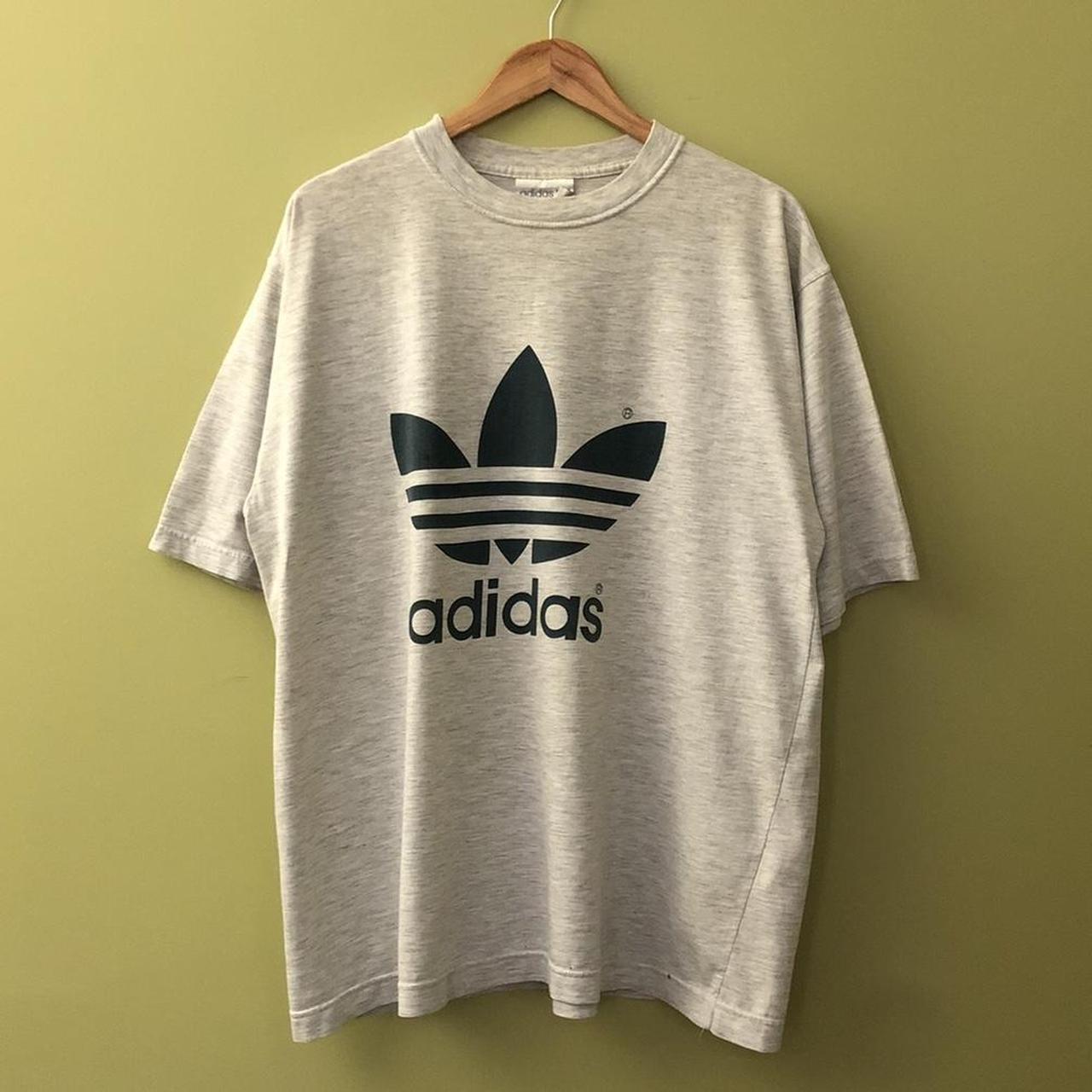 Adidas originals 90s 2024 cog logo t-shirt