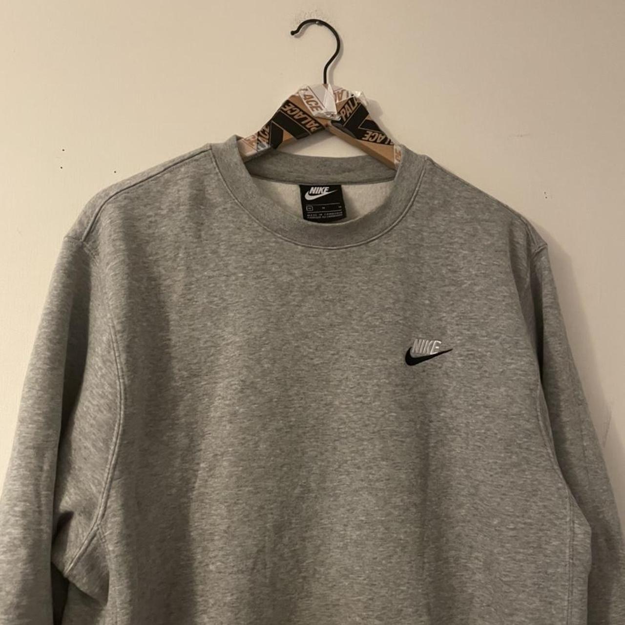 nike vintage crewneck depop