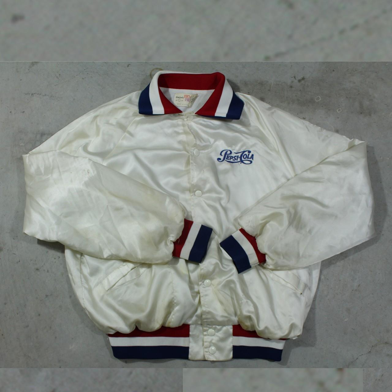 Vintage Pepsi jacket Sz L P2P 23.5 t2b 24 pepsi