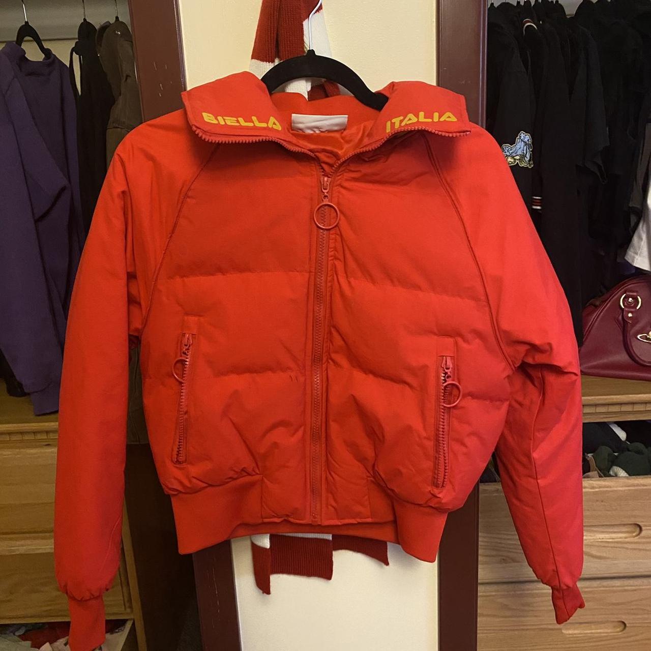 Cropped red Fila puffer jacket. - Depop
