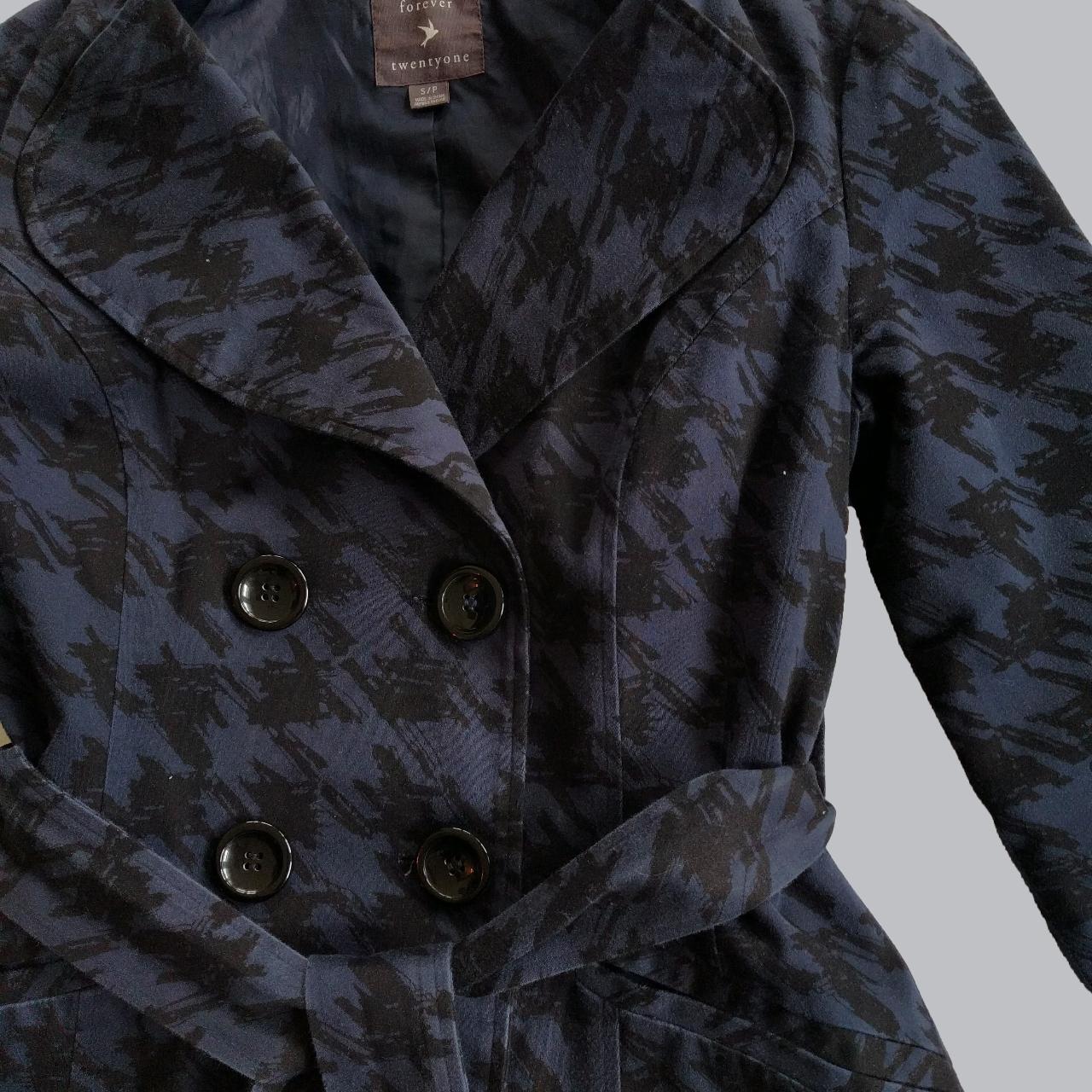 Burberry horberie hotsell quilted trench coat