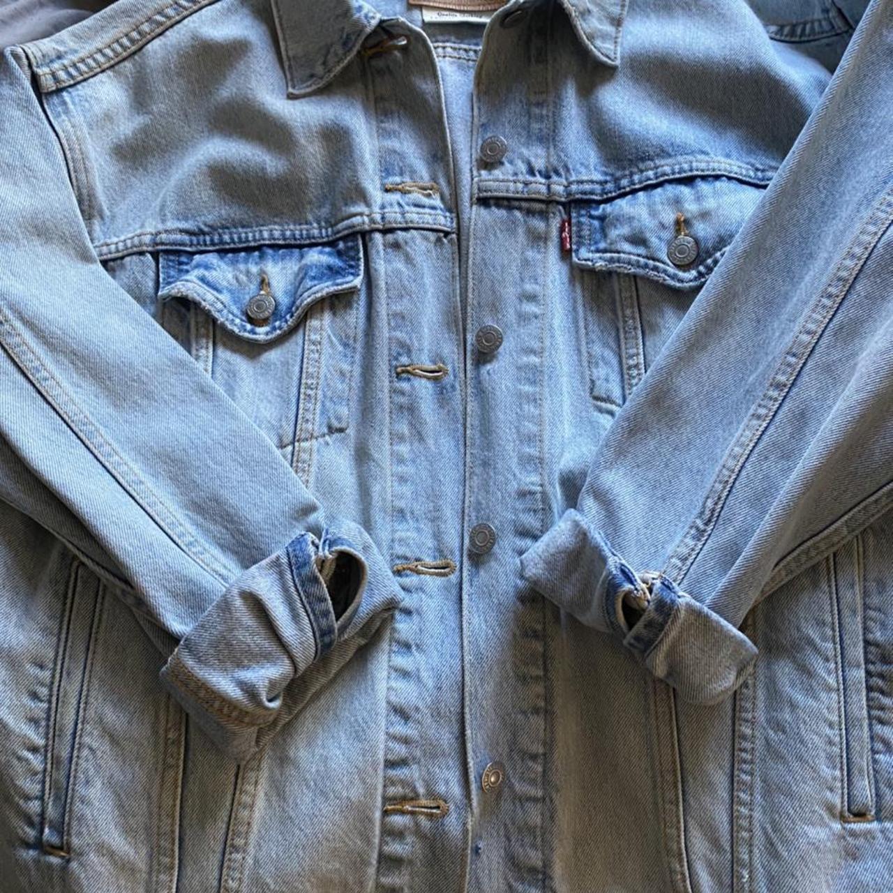 levi’s oversized denim jean jacket/ light... - Depop