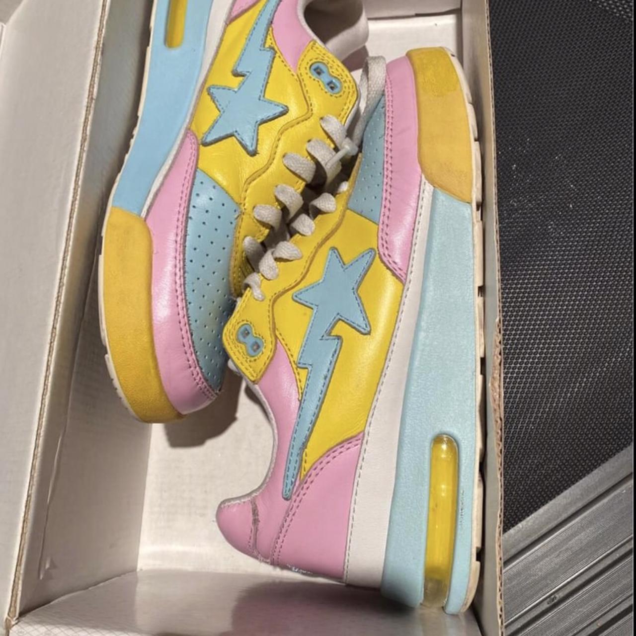 UPDATE: left sneaker literally got busted asf so Depop