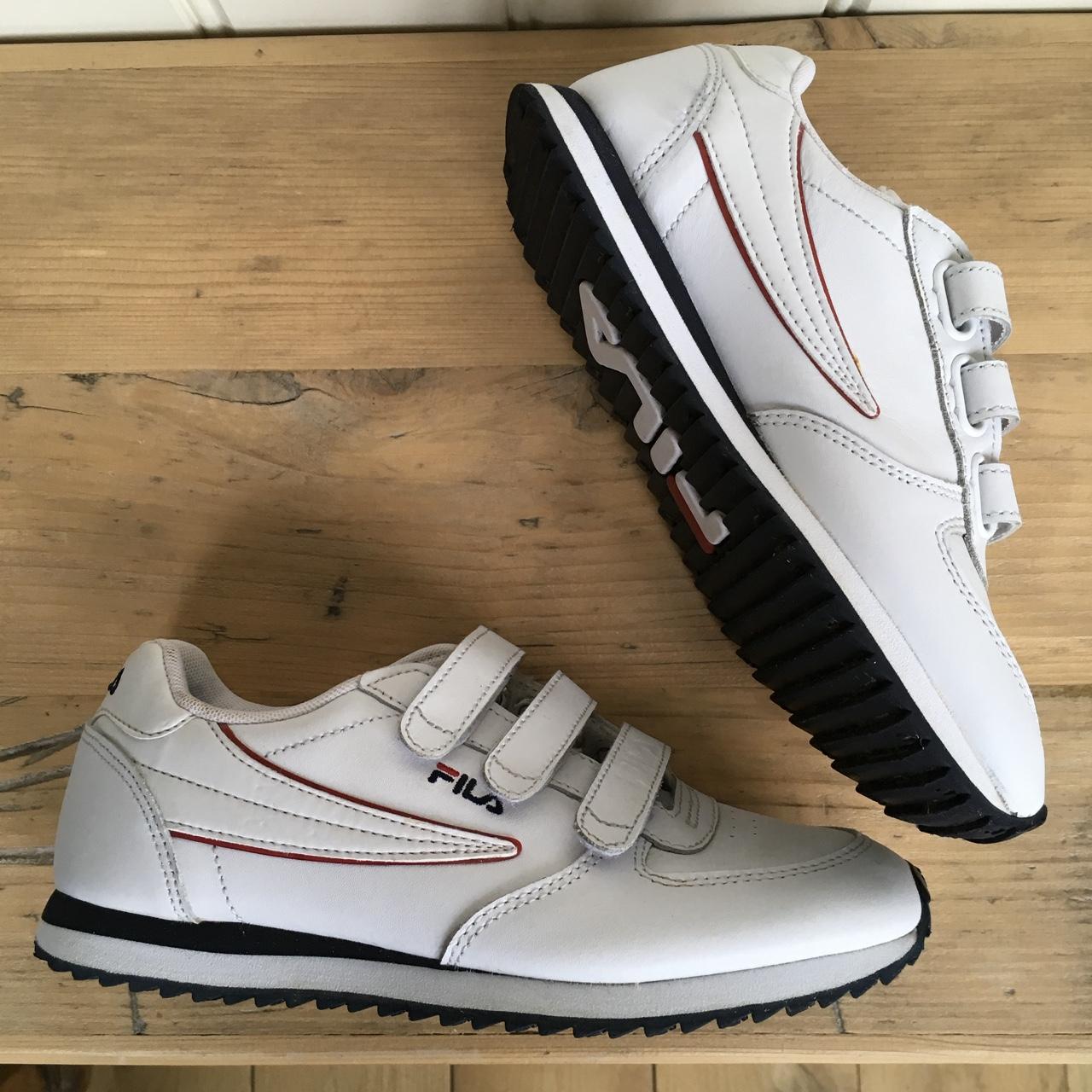 Fila velcro 2024 shoes mens