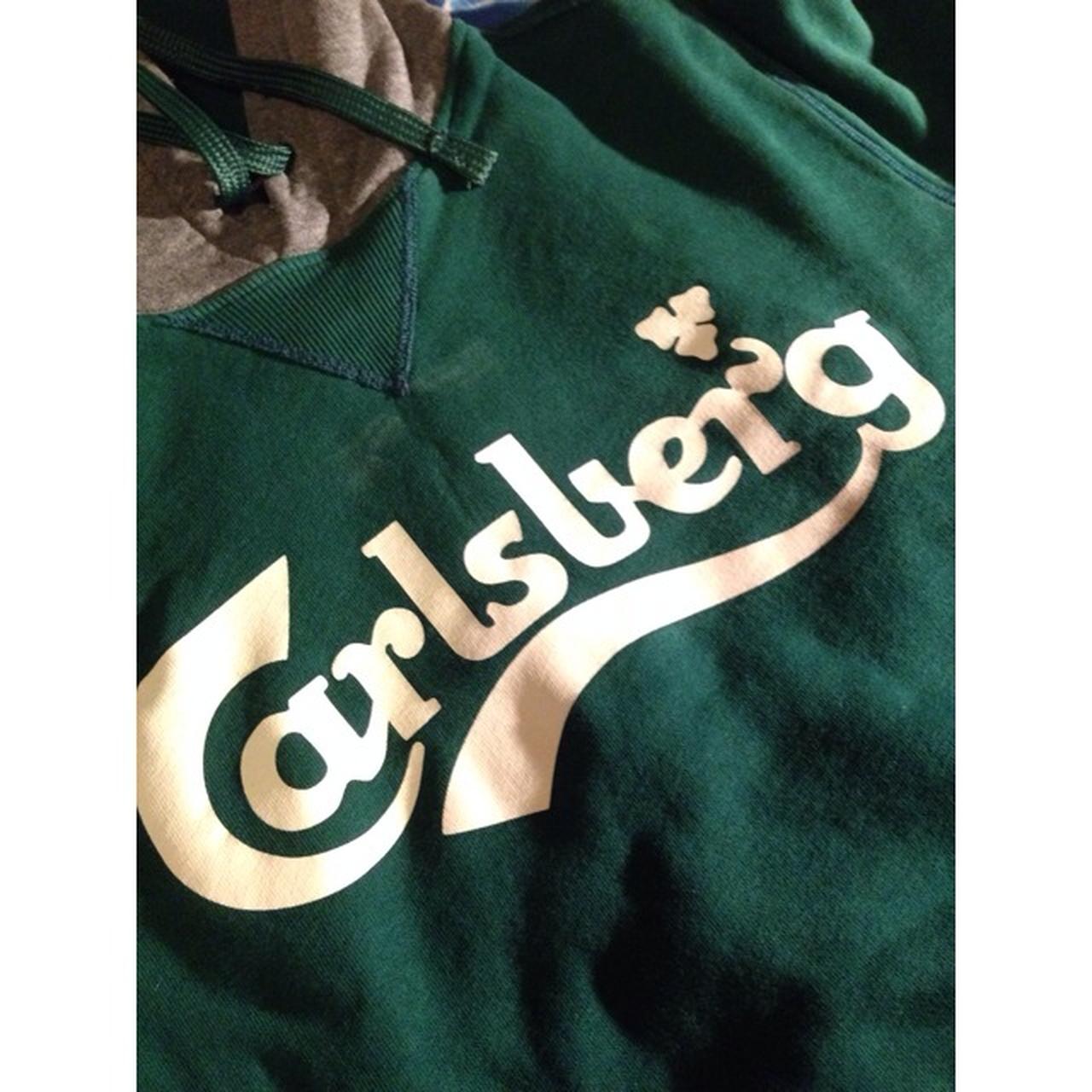 Felpa Carlsberg verde scuro con cappuccio grigio Depop